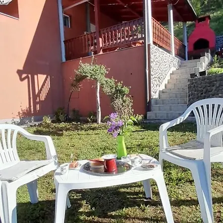Vikendica Za Odmor Krivaja Sa Privatnom Plazom Dom wakacyjny Zavidovici